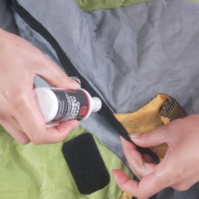 Lubrifiant pour fermetures éclair en tous genres - GEAR AID ZIPPER LUBRICANT 60ml