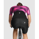 ASSOS UMA GT Jersey C2 EVO Zeus - Fluo Pink - Maillot Cycliste manches courtes Femme 