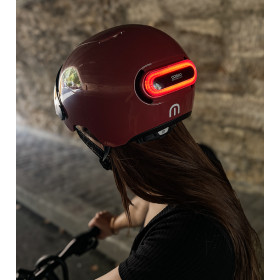 COSMO  Fusion Casque urbain - Ruby Brillant  / Rubis avec Cosmo RIDE (+télécommande)