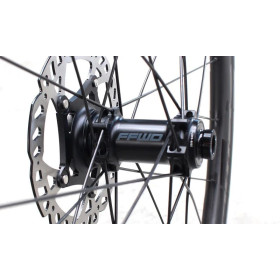 Paire Roues FFWD TYRO 2 DISC Tubeless Ready - Moyeux FFWD