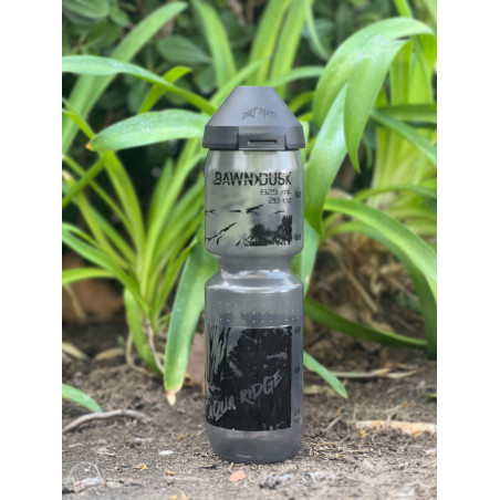 DAWN TO DUSK AQUA RIDGE BOTTLE - 825 mL - Bidon spécifique pour GRAVEL et VTT | Planetecycle