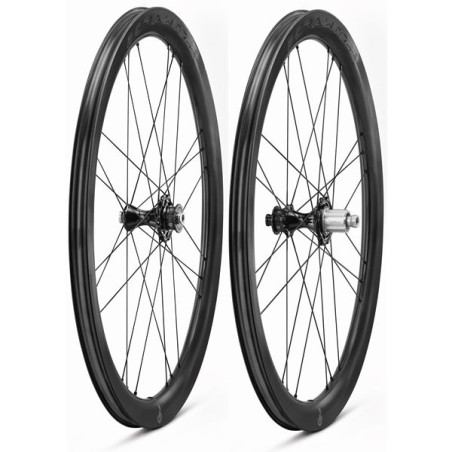 Campagnolo BORA WTO 45 DISC TUBELESS C23 - Paire de roues Carbone Tubeless freinage Disc | Planetecycle