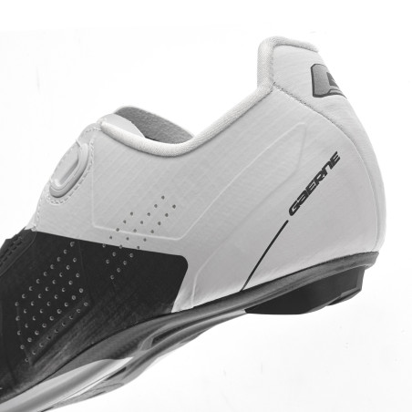 Gaerne G.JET White / Black 2025 - Chaussures velo route | Planetecycle