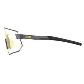 Lunettes AZR KROMIC FLASH RX CARBONE MATE avec ECRAN IRISE GOLD PHOTOCHROMIQUE - Lunettes solaires Vélo et Triathlon