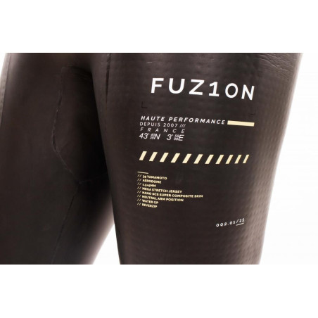 ZEROD FUZION BLACK GOLD Homme - Combinaison Triathlon | Planetecycle ZEROD FUZION BLACK GOLD Homme - Combinaison Triathlon | Planetecycle