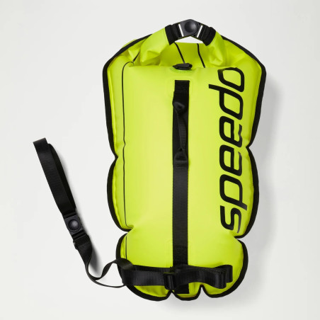 Bouée de sécurite avec sac étanche nage en eau libre / Swimrun SPEEDO TOW FLOAT - Flottabilité 125 Newtons | Planetecycle