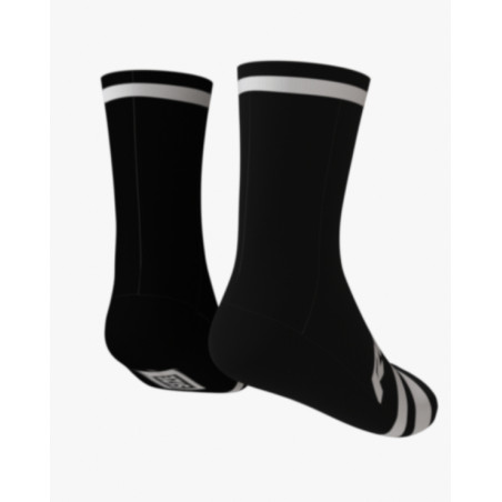 RUSH SOCKS UNICOLOR BLACK-WHITE - Socquettes Cyclisme,Triathlon | Planetecycle RUSH SOCKS UNICOLOR BLACK-WHITE - Socquettes Cyclisme,Triathlon | Planetecycle