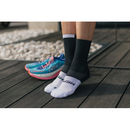 RUSH Med SOCKS BLACK - WHITE - Socquettes Cyclisme, Triathlon | Planetecycle