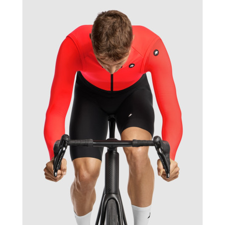 ASSOS EQUIPE R 2/3 Gilet S11 - Lolly Red - Veste Cycliste coupevent sans manches | Planetecycle