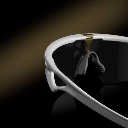OAKLEY SPHAERA Players Collection Blanc Mat Verres Prizm Noir - OO9403-2436 - Lunettes solaires | Planetecycle