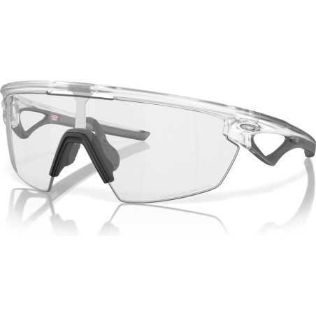 OAKLEY SPHAERA Monture matte clear Verres clear to black iridium photochromic - OO9403-0736 - Lunettes solaires | Planetecycle