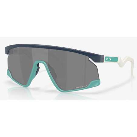OAKLEY BXTR Pacific Trail Collection Verres prizm black , Monture matte abyss OO9280-1839 | Planetecycle