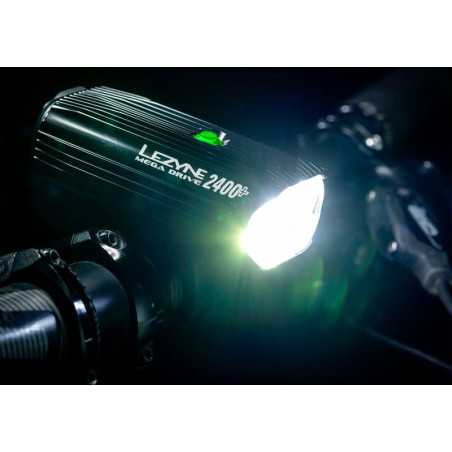 Éclairage Avant LEZYNE MEGA DRIVE 2400 - Satin Black | Planetecycle Éclairage Avant LEZYNE MEGA DRIVE 2400 - Satin Black | Planetecycle