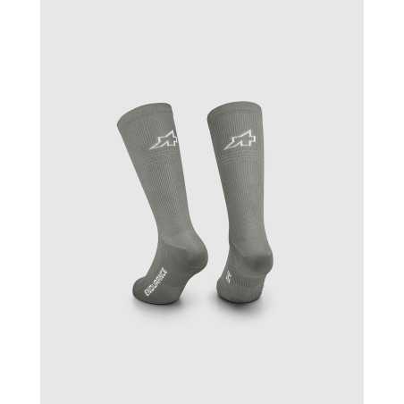 ASSOS ENDURANCE SOCKS S11 Edge Green - Chaussettes hautes cyclisme | Planetecycle