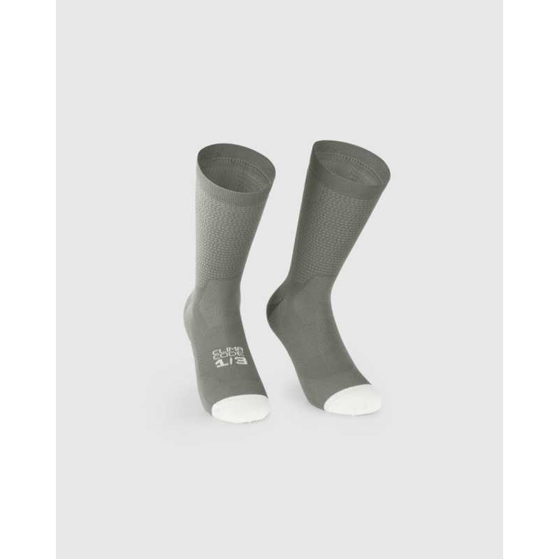 ASSOS ENDURANCE SOCKS S11 Edge Green - Chaussettes hautes cyclisme | Planetecycle