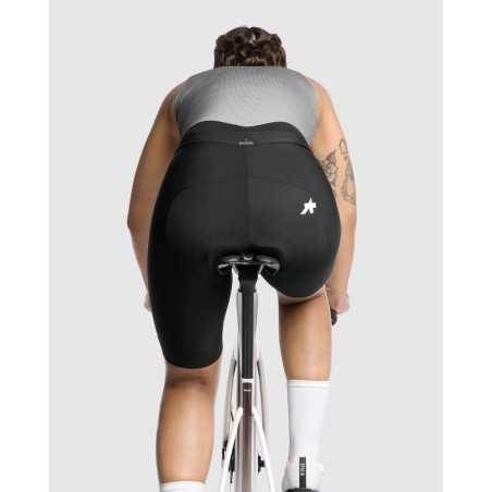 Assos UMA GT HALF SHORTS S11 LONG - BLACK SERIES - Cuissard Cycliste | Planetecycle Assos UMA GT HALF SHORTS S11 LONG - BLACK SERIES - Cuissard Cycliste | Planetecycle