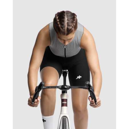 Assos UMA GT HALF SHORTS S11 SHORT - BLACK SERIES - Cuissard Cycliste | Planetecycle Assos UMA GT HALF SHORTS S11 SHORT - BLACK SERIES - Cuissard Cycliste | Planetecycle