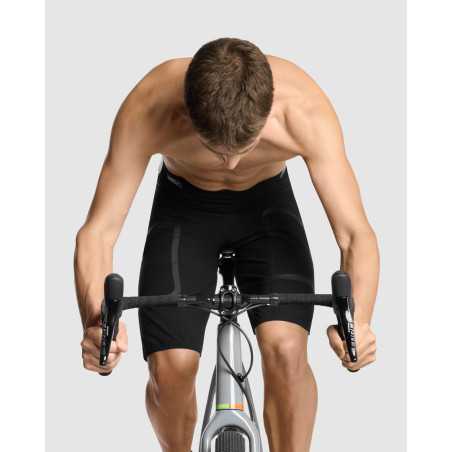 Assos TRAIL TACTICA CARGO SHORTS T3 - BLACK SERIES - Cuissard Cycliste | Planetecycle