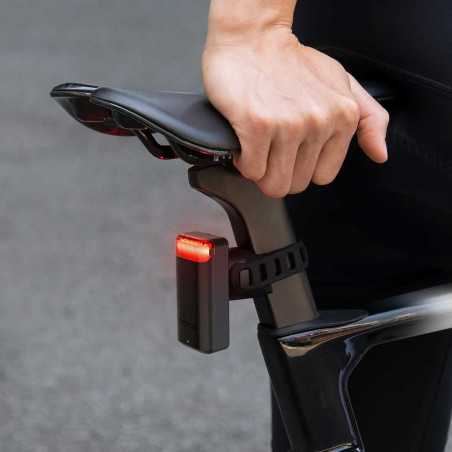 CYCPLUS RADAR L7 - Radar de Vélo Arrière - Détecte et alerte les voitures | Planetecycle CYCPLUS RADAR L7 - Radar de Vélo Arrière - Détecte et alerte les voitures | Planetecycle