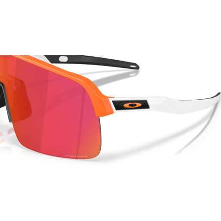 OAKLEY SUTRO LITE Verres Matte Atomic Orange Prizm Field - Lunettes solaires | Planetecycle OAKLEY SUTRO LITE Verres Matte Atomic Orange Prizm Field - Lunettes solaires | Planetecycle
